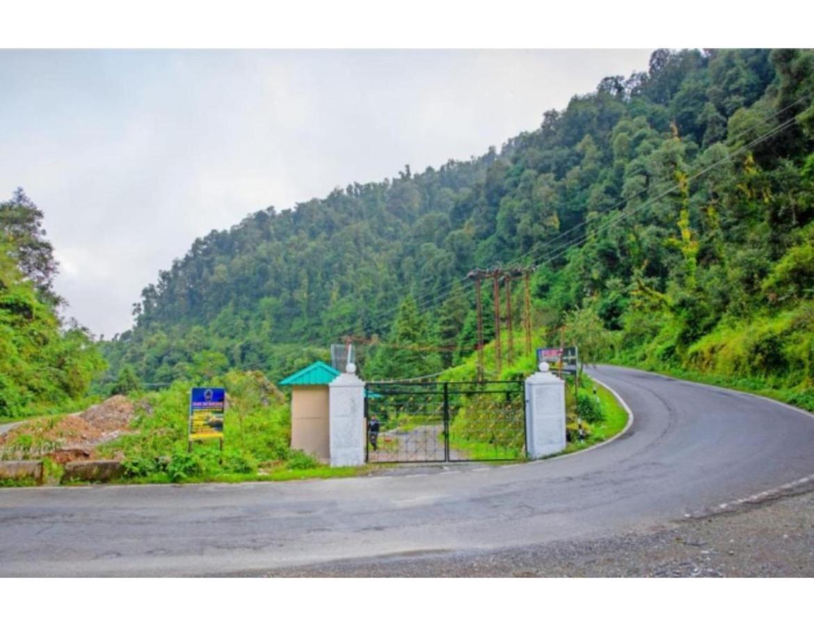 Shiv Sutra Resorts, Mussoorie Bagian luar foto