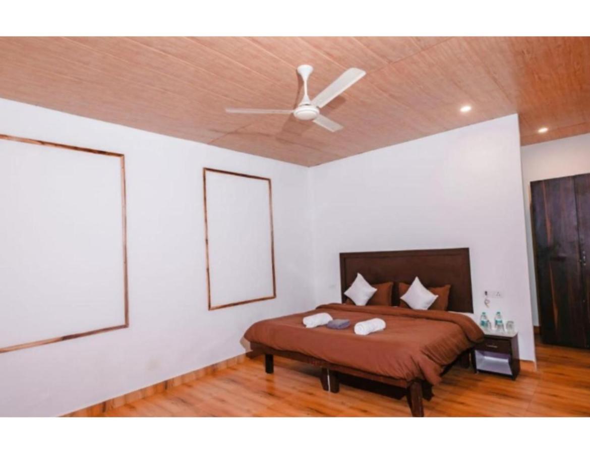 Shiv Sutra Resorts, Mussoorie Bagian luar foto
